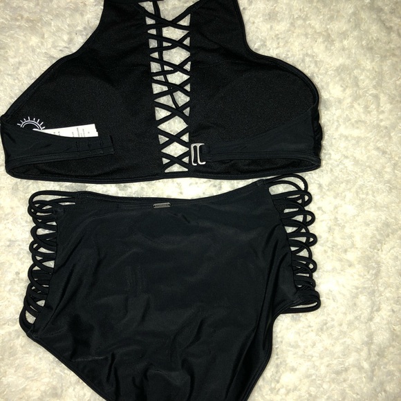 SOLD - Picture 2 of 6